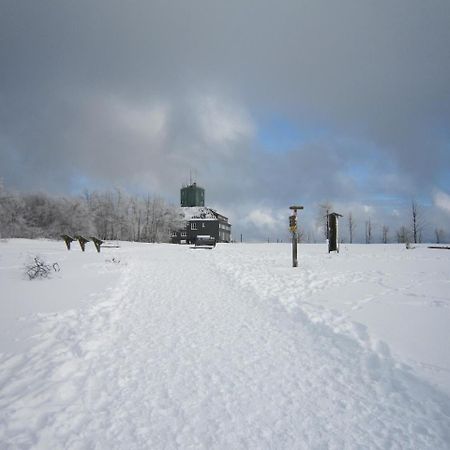 Ferienwohnungen Landgasthof Gilsbach Winterberg Exterior foto