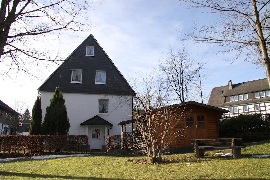 Ferienwohnungen Landgasthof Gilsbach Winterberg Exterior foto